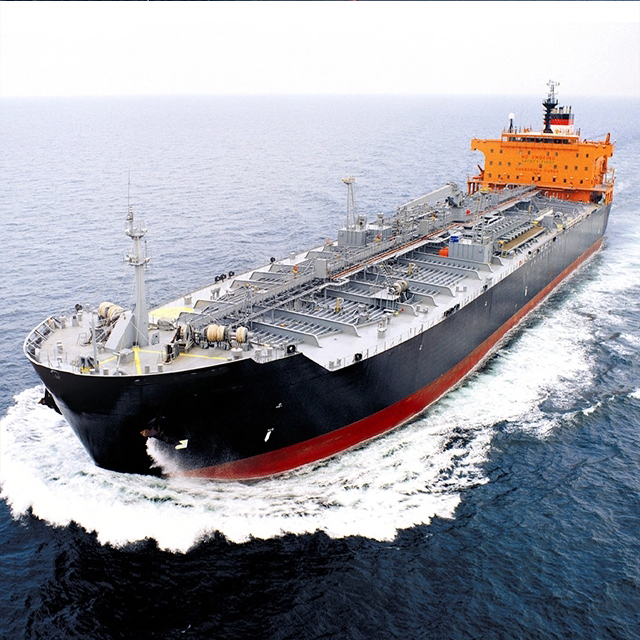 Quanto tempo impiega una superpetroliera per fermarsi in miglia?