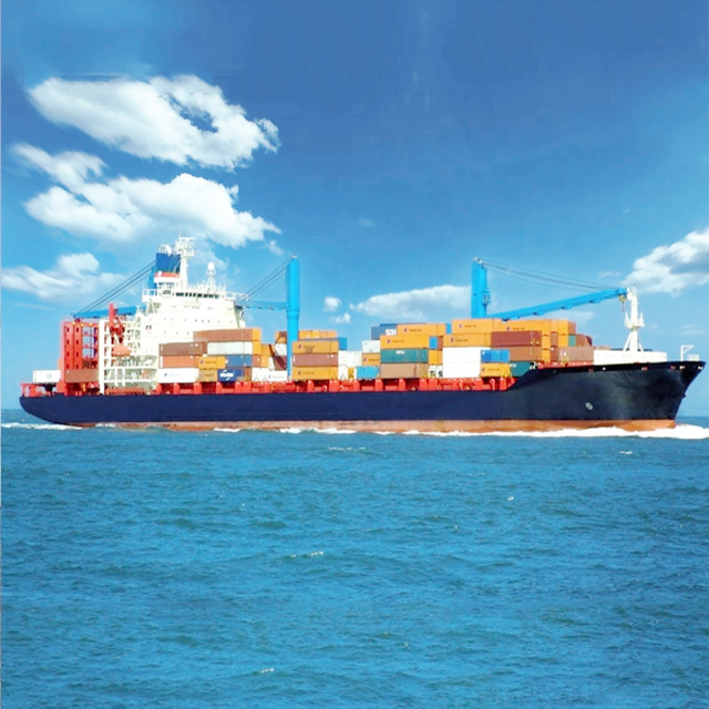 Nave portacontainer con gru ultra grande da 20000 tonnellate