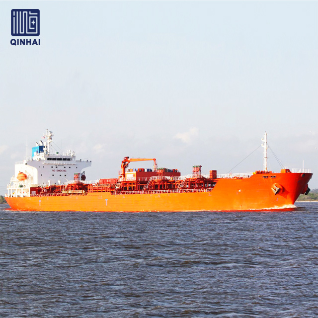 Nave petroliera personalizzata da 3000 dwt del cantiere navale con gru per l'olio