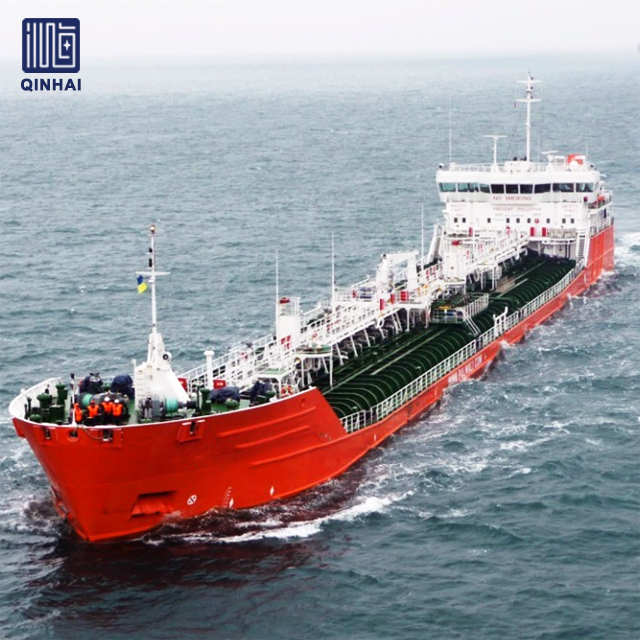 Nave petroliera personalizzata da 5000 dwt del cantiere navale con gru per l'olio